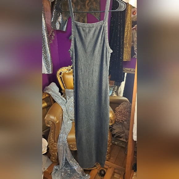 Forever 21 Dresses & Skirts - Forever 21 Gray Ribbed Maxi Dress